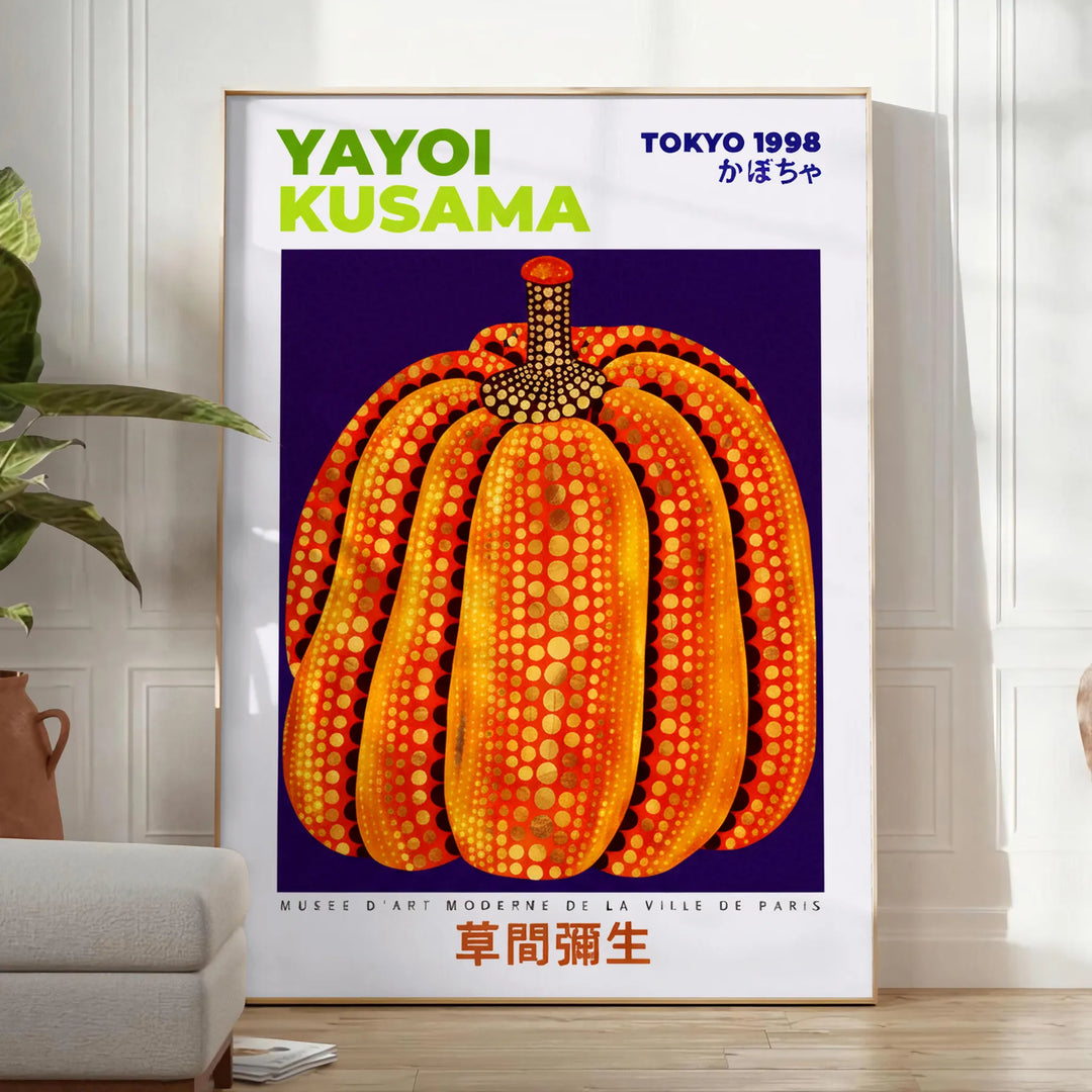 Pôster japonês Pumpkin de Yayoi Kusama, com cores vibrantes em vermelho e preto, disponível em 50x70 ou 30x40 cm, ideal para