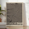 Póster de exhibición Bauhaus Black Line, con elegantes tonos marrón y gris, ideal para un toque minimalista en cualquier espa