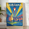 Vintage ceļojumu plakāts par Ljubljanu, Slovēnija, ar art deco stilu, ko raksturo dzīvīgas dzeltenas un zaļas krāsas, pieejam