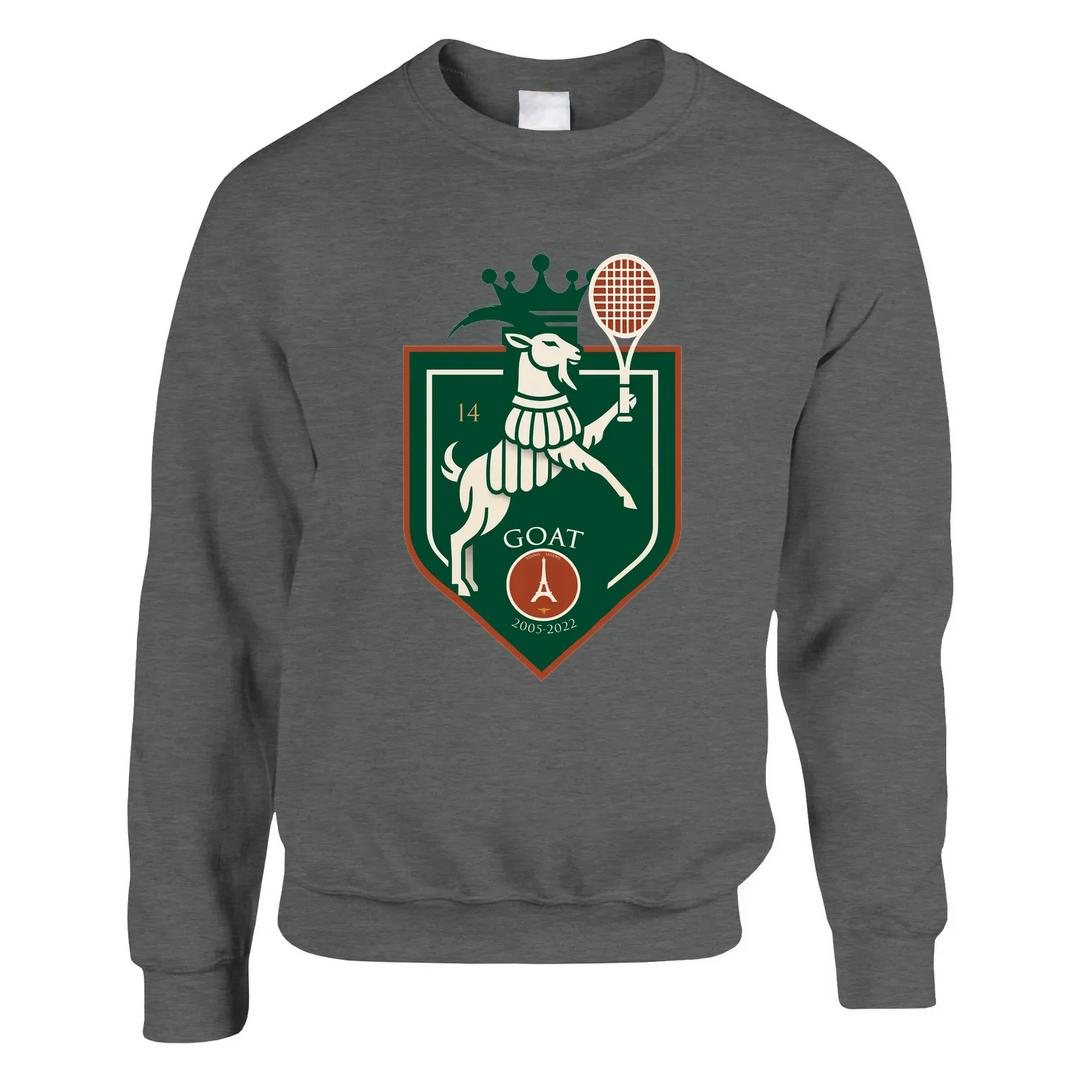 Sweater Tennis GOAT Rafa Paris, feito de 50% algodão e 50% poliéster, com toque suave e resistência ao desgaste. Design uniss