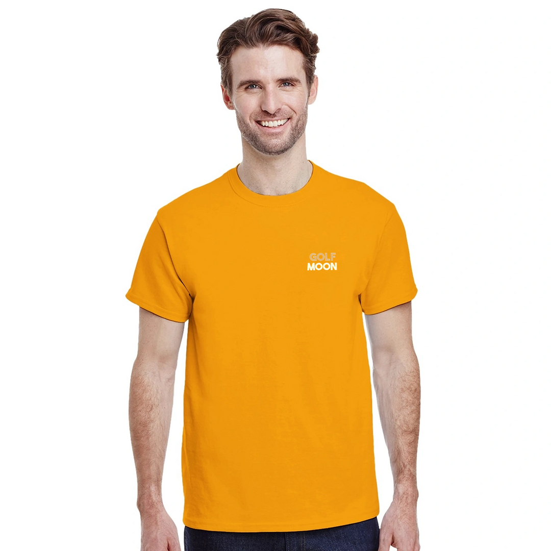 Koszulka Golf Moon z unikalnym wzorem, idealna na pole golfowe i codzienne wyjścia. Wygodna i trwała, dostępna w rozmiarach S