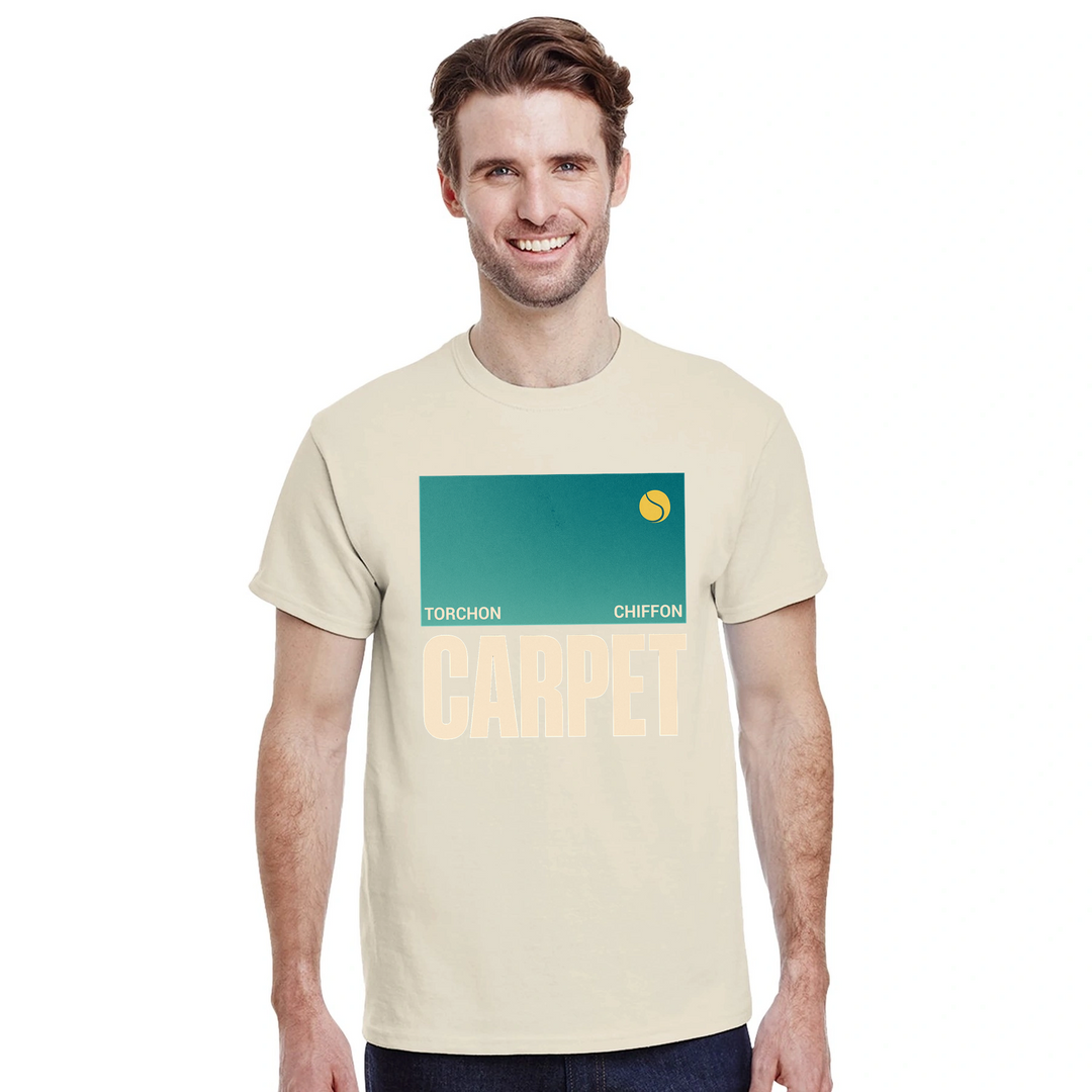 テニス愛好者にぴったりのトーチシフォンカーペットTシャツ。快適な着心地と鮮やかなデザインが魅力。サイズはSからXXLまで選べます。