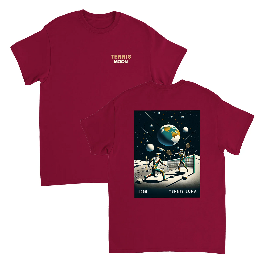 T-shirt Tennis Moon con design unico che unisce la passione per il tennis e il fascino celestiale, ideale per partite o uscit
