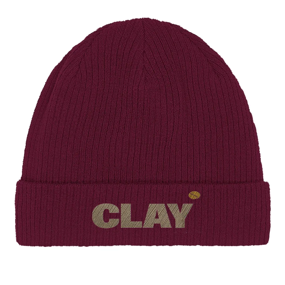 Czapka beanie Clay Tennis Sport z haftem, wykonana w 100% z organicznej bawełny. Lekka i przewiewna, idealna na każdą porę ro