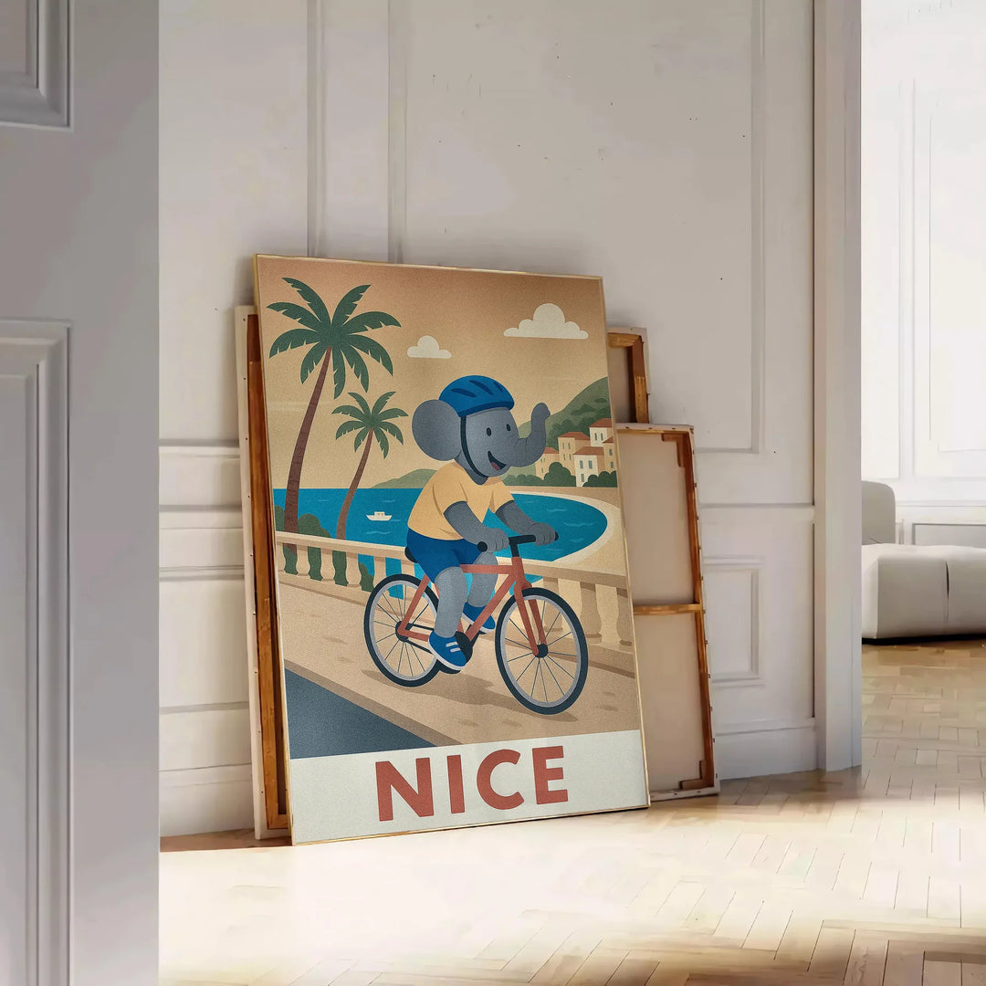 Ανανεώστε το δωμάτιο του παιδιού σας με την όμορφη αφίσα ελέφαντα που ποδηλατεί. Με ζωντανά μπλε και πράσινα χρώματα, αυτή η