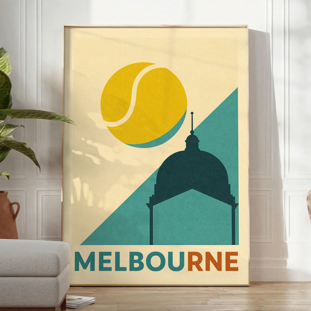 メルボルンの夜のテニスをテーマにしたポスター。グレーとオレンジの鮮やかな色合いで、スポーツ愛好者にぴったりのアートワーク。