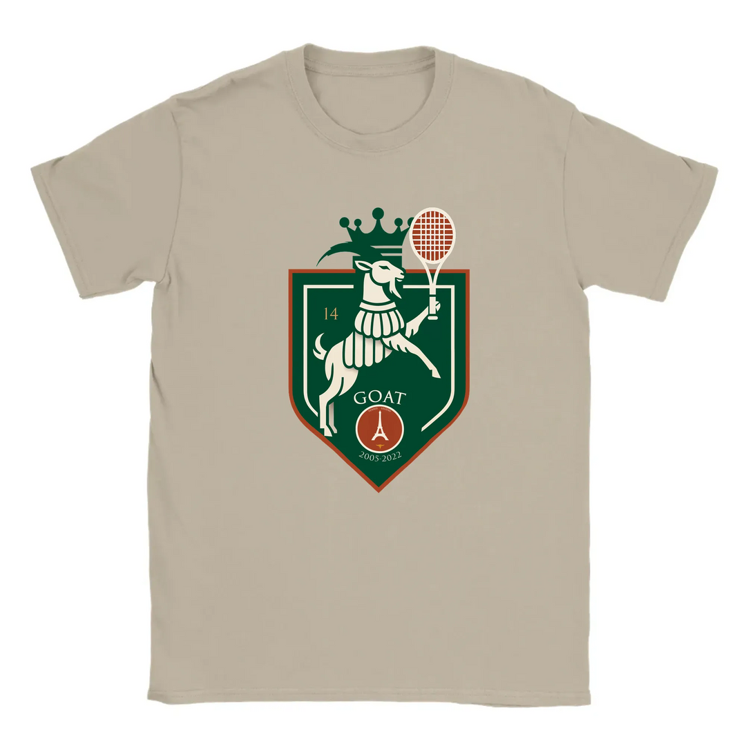 Koszulka z motywem Rafaela Nadala, idealna dla fanów tenisa. Stylowy design, doskonała na casualowe wyjścia i mecze tenisowe