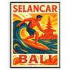 バリのサーフカルチャーを感じさせる美しいバリサーフセランカーポスター。鮮やかなオレンジと赤の色合いで、サーフィン愛好者にぴったりのアイテム。サイズは50x70または30x40で、額装または未額装で購入可能。