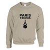Parīzes tenisa džemperis, izgatavots no mīksta 50% kokvilnas un 50% poliestera maisījuma, nodrošina komfortu un izturību ikdi