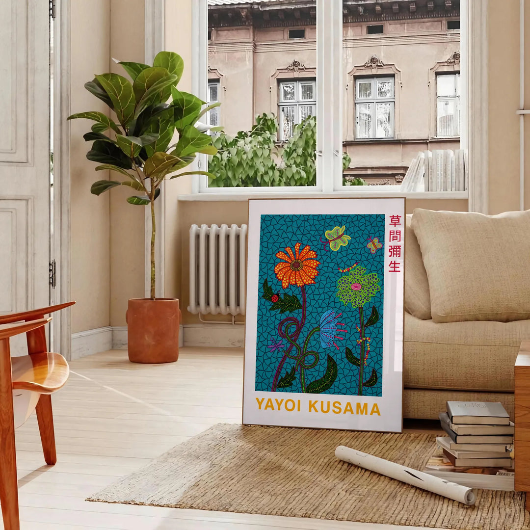 Vibrant poster inspirerad av Yayoi Kusama med blommor i gröna och orange nyanser, perfekt för att lyfta ditt rum