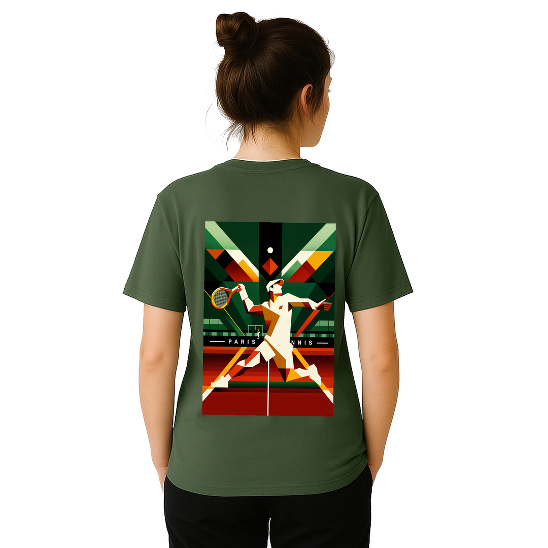 Paris Tennis t-shirt med stilren design, perfekt för tennisälskare och Paris-entusiaster. Finns i storlekarna S till XXL