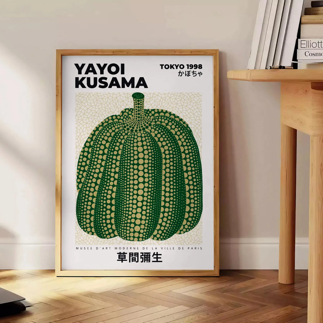 Stilren poster inspirerad av Yayoi Kusama med färgglada pumpor, perfekt för att lysa upp ditt rum. Finns i flera storlekar