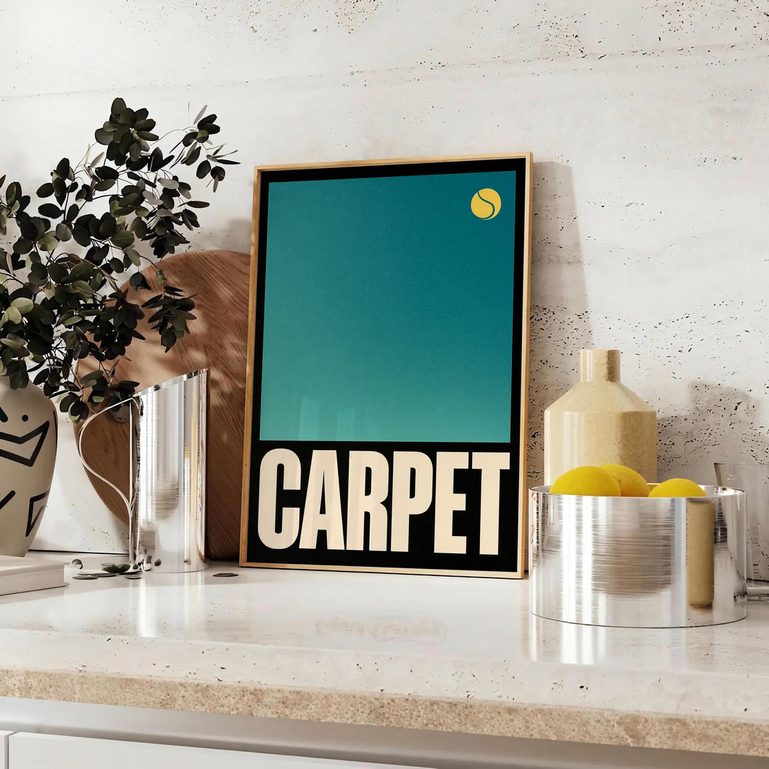 Póster vibrante Carpet Tennis 5, com tons verdes e laranjas, ideal para entusiastas do desporto. Disponível em várias dimensõ