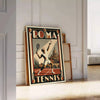 Stilvolles Roma Tennis Poster in Schwarz und Grau, perfekt für Sportliebhaber und Kunstfreunde. Erhältlich in verschiedenen G