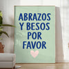 affiche Abrazos Besos Por Favor teintes motivantes gris bleu charme intérieur disponible dimensions 50x70 30x40 pièce unique encadrement quotidien