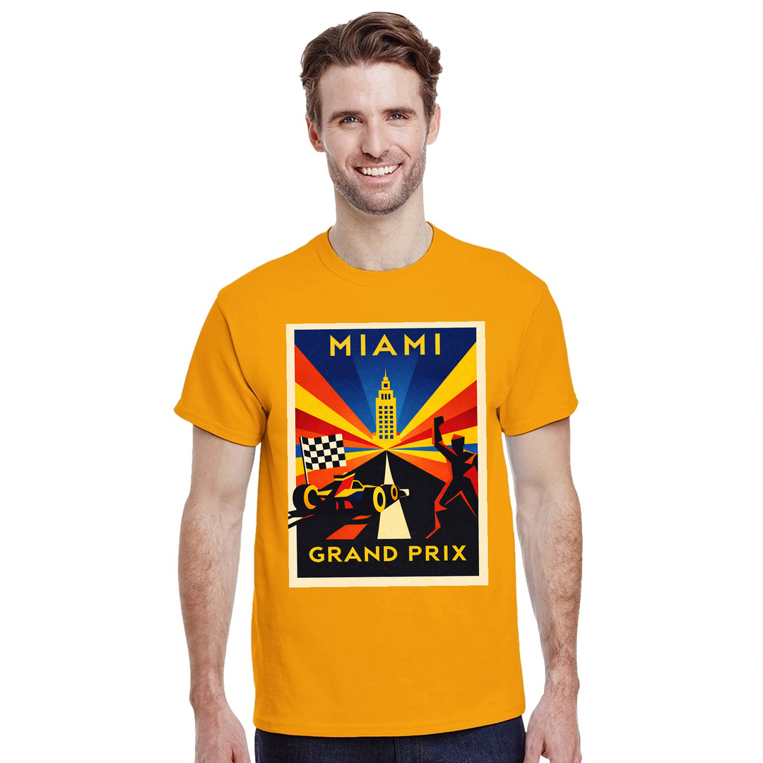 Miami F1 t-shirt i en färgstark design, hyllar den pulserande energin från Formel 1-scenen i USA. Finns i storlekar S till XX