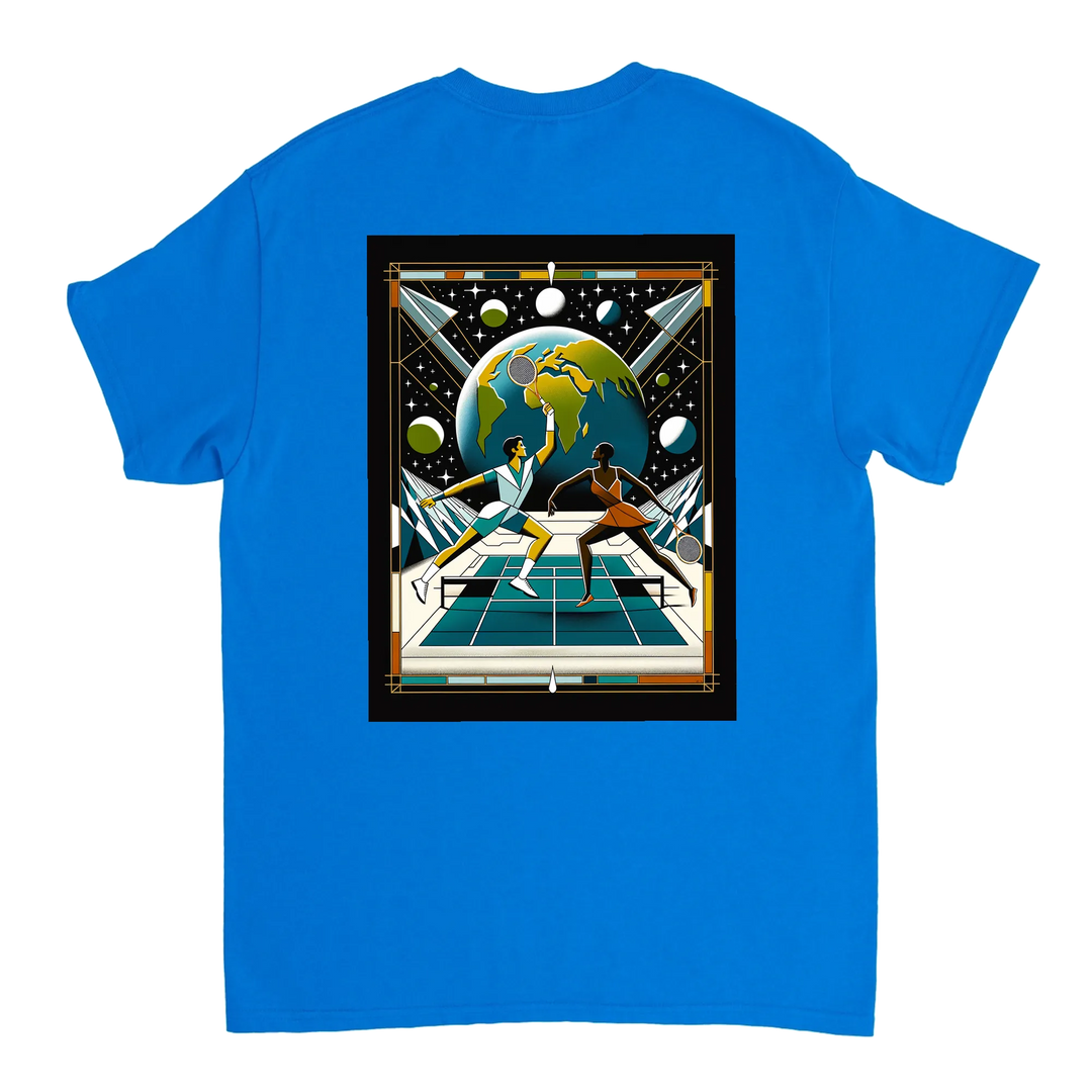 T-shirt Tennis Moon, design único que combina amor pelo ténis com um toque celestial. Confortável e estiloso, disponível em v