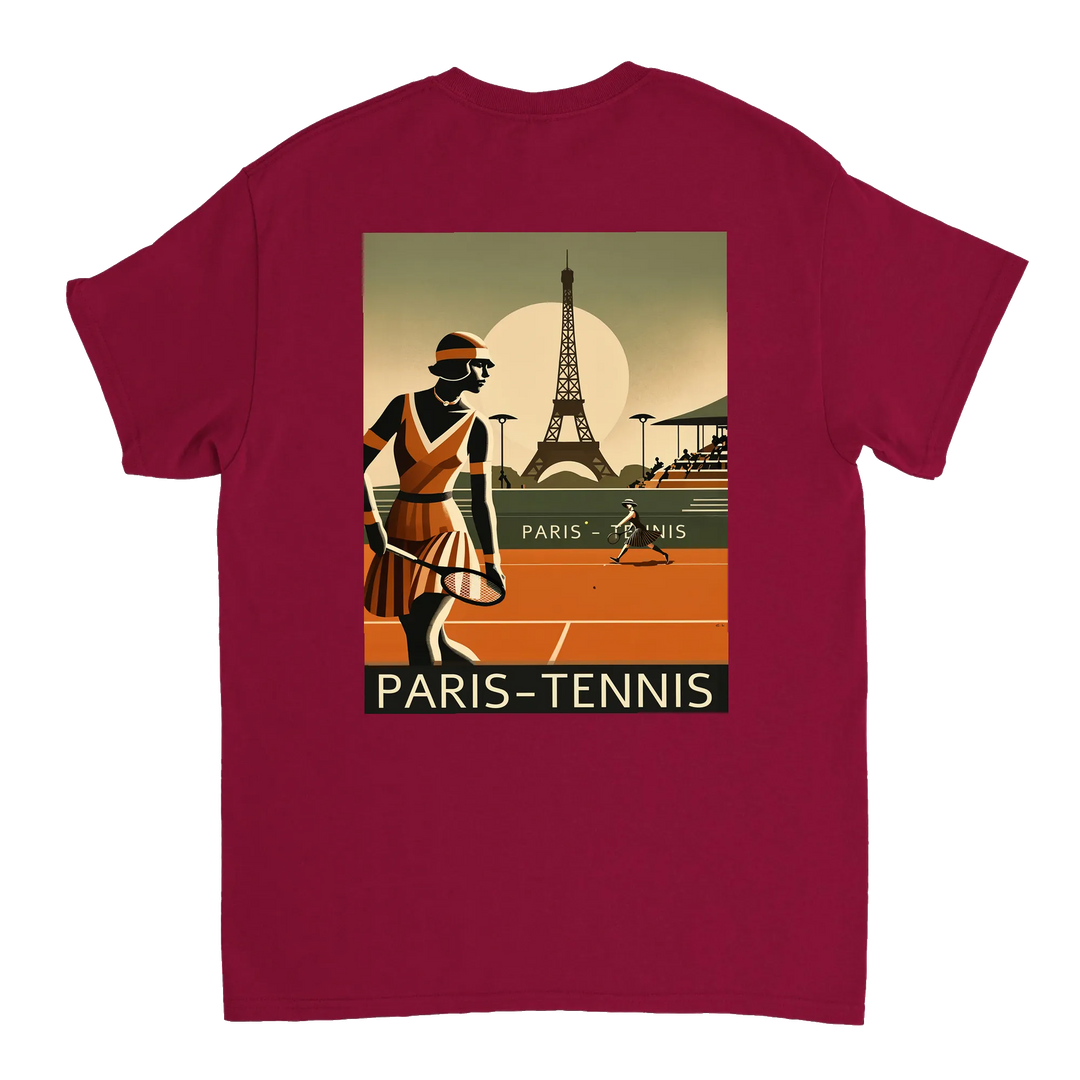 Tennis T-shirt med stilren design inspirerad av Paris, perfekt för tennisälskare. Finns i storlekarna S till XXL