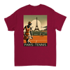 Tennis T-shirt med stilren design inspirerad av Paris, perfekt för tennisälskare. Finns i storlekarna S till XXL