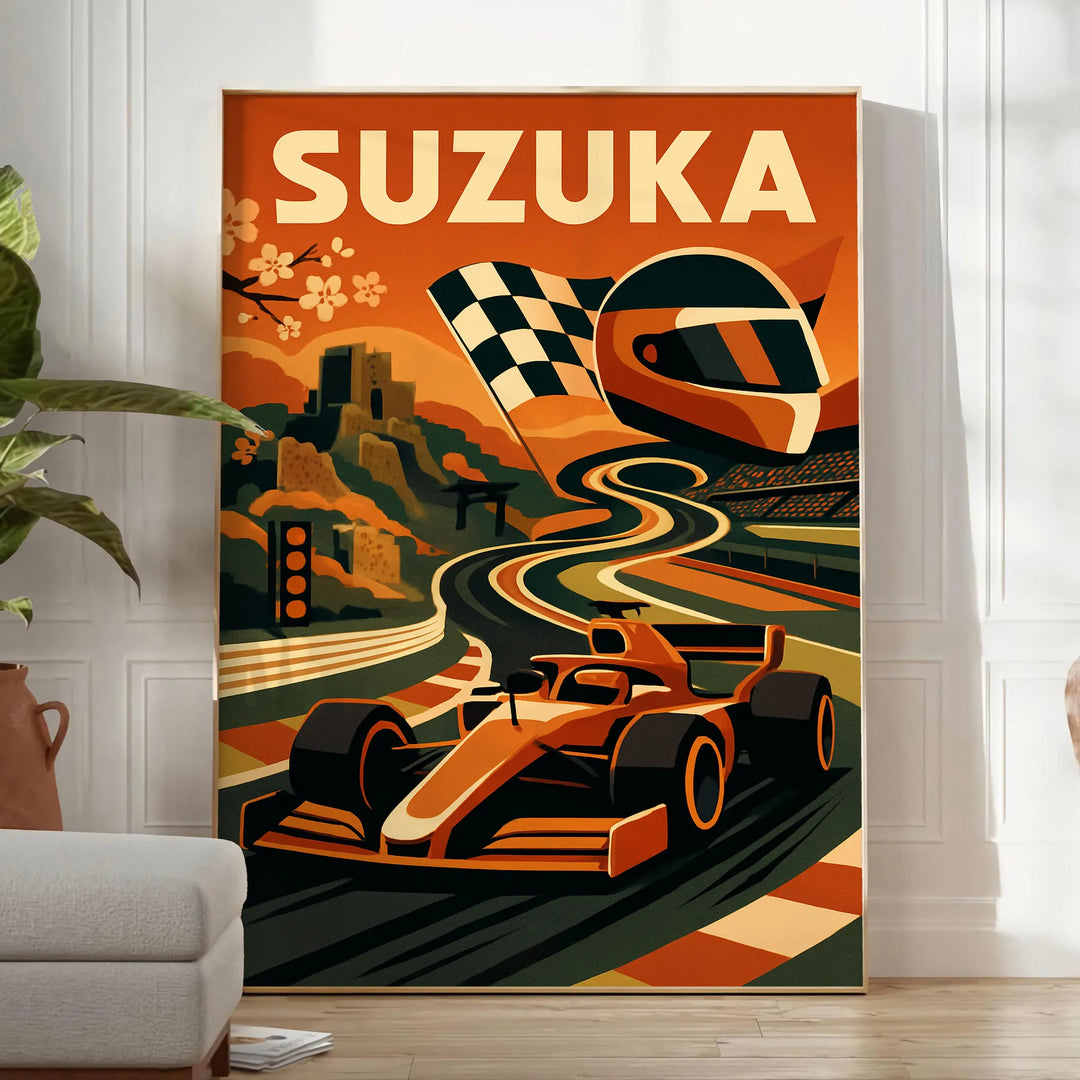 鈴鹿日本F1ポスター。大胆な黒と鮮やかなオレンジの色合いが特徴で、50x70または30x40サイズで提供。レーシングファンのコレクションに最適な目を引くアイテム。フレーム付きまたはなしで購入可能。