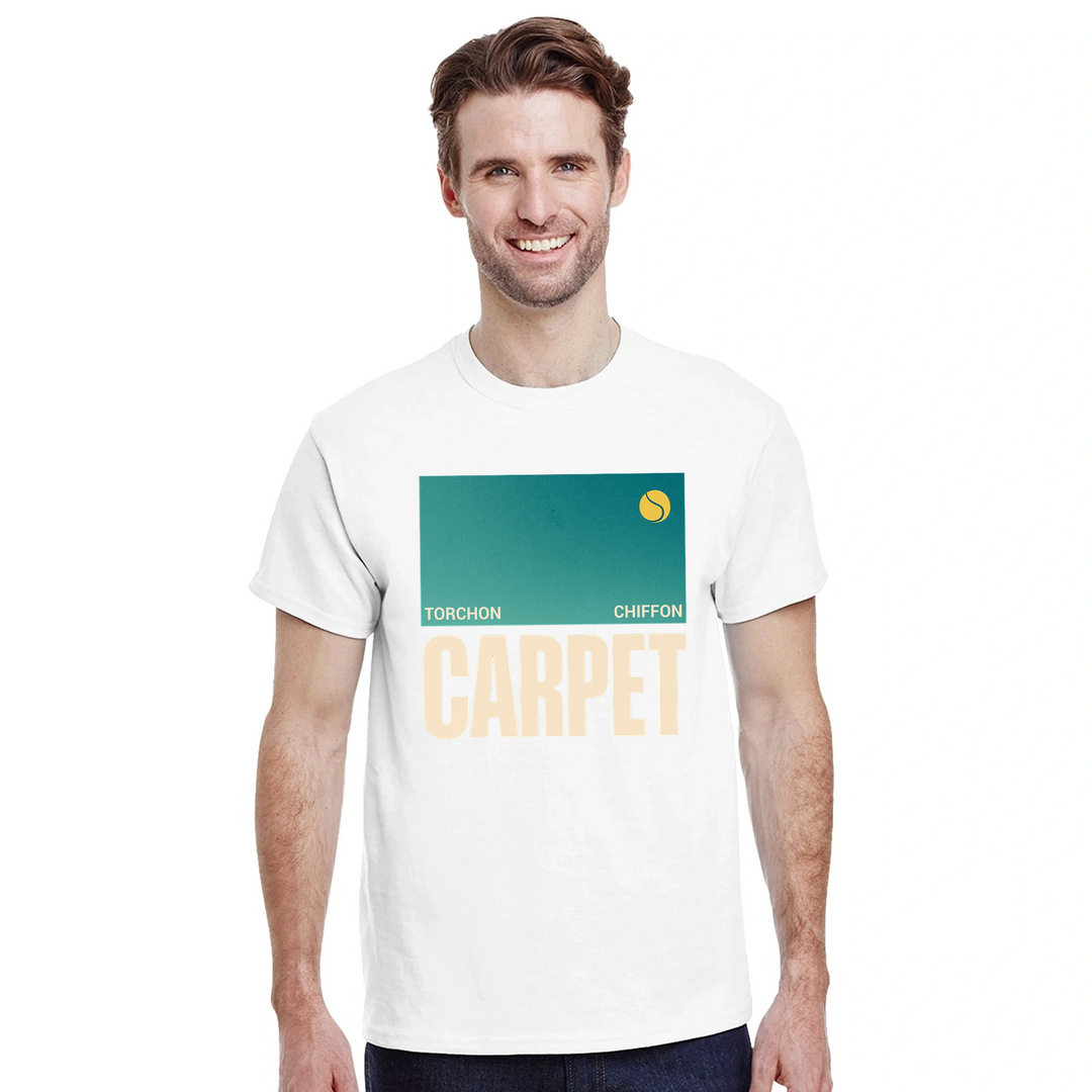 テニス愛好者にぴったりのトーチシフォンカーペットTシャツ。快適な着心地と鮮やかなデザインが魅力。サイズはSからXXLまで選べます。