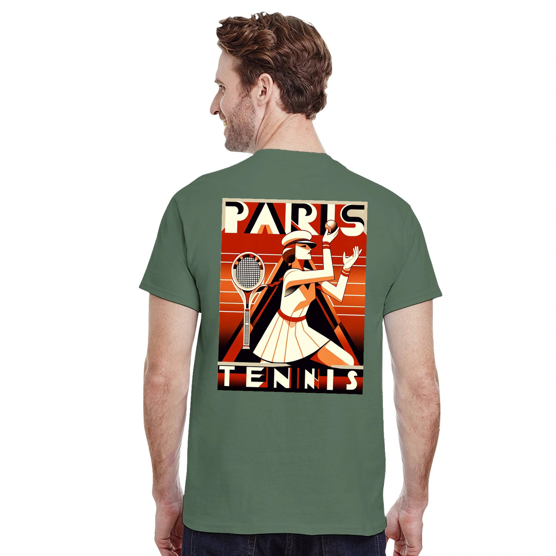 Stylish Paris Tennis T-shirt för entusiaster, tillverkad av mjukt och andningsbart material, perfekt för både avslappnade och
