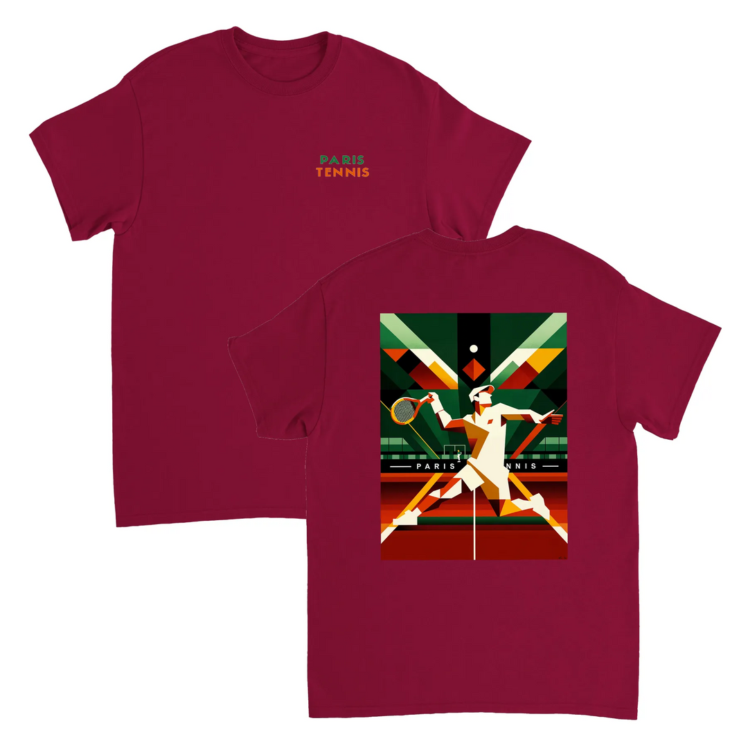 パリのテニスデザインが特徴のスタイリッシュなTシャツ。ソフトで通気性のあるコットン素材で、テニス愛好者にぴったりのアイテムです。