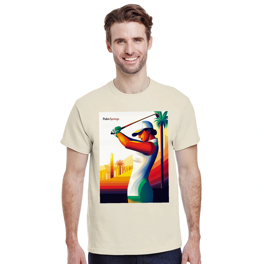 ゴルフパームスプリングスTシャツ。快適なコットン素材で、パームスプリングスの活気ある雰囲気を表現。ゴルフ愛好者や日差しを楽しむ人に最適な一枚です。
