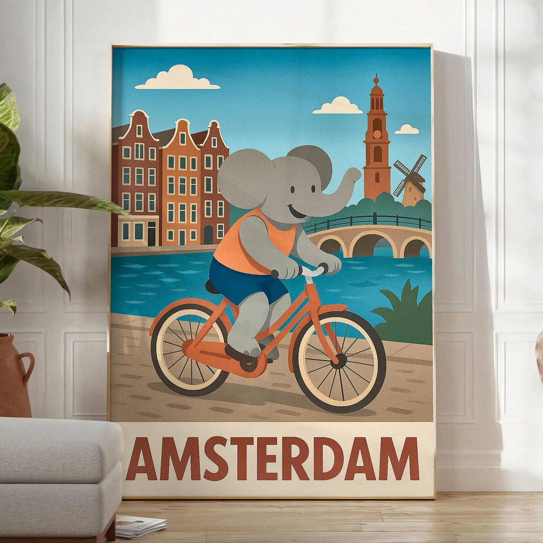 Αγοράστε αυτό το μαγευτικό πόστερ με έναν παιχνιδιάρη ελέφαντα και ρινόκερο που ποδηλατούν στους ζωντανούς δρόμους του Άμστερ