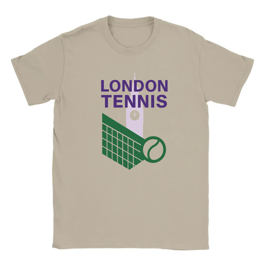 ロンドンのテニスシーンを感じさせる、プレミアムコットン製の快適なTシャツ。スポーツ愛好者やロンドンファンに最適なユニークなデザイン。