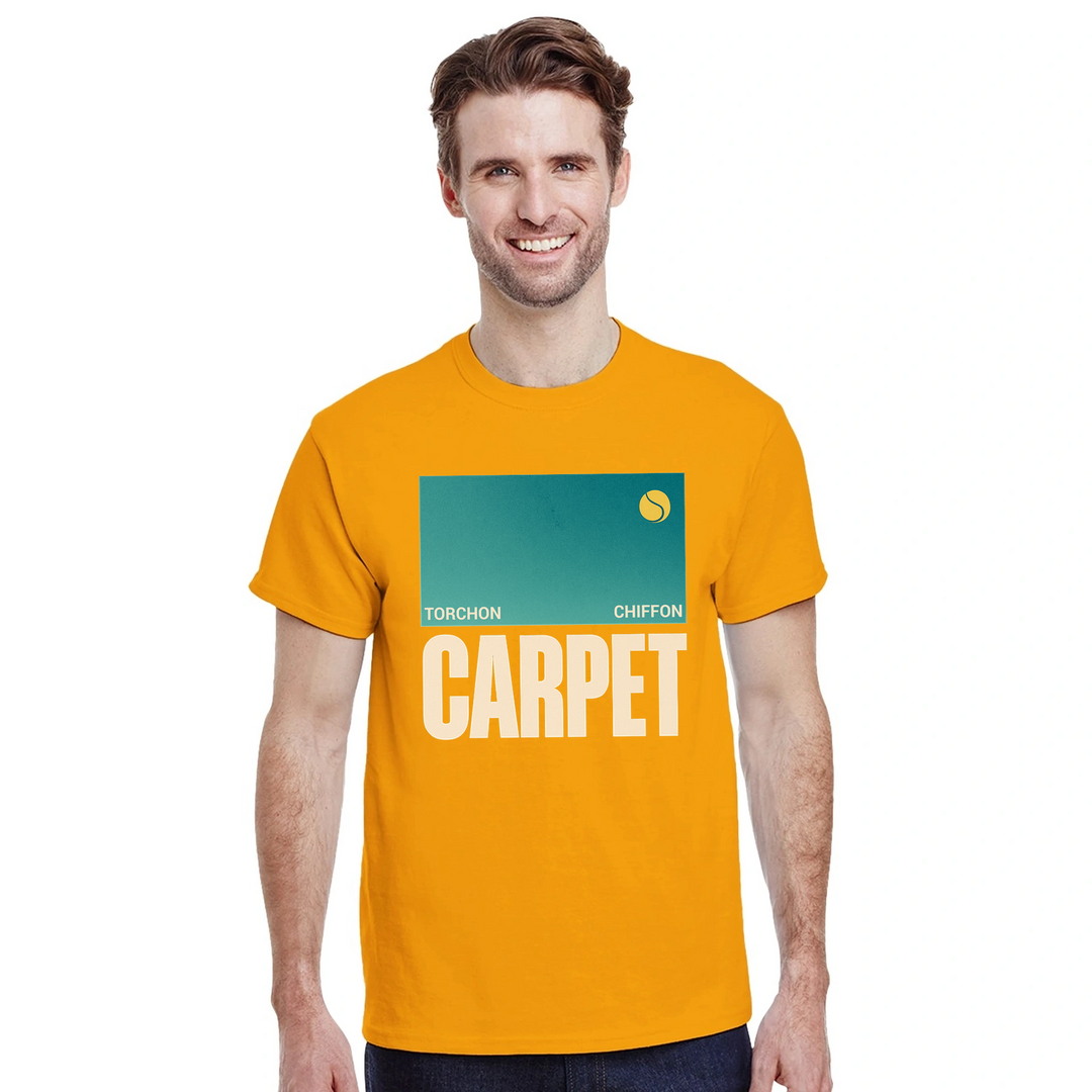 テニス愛好者にぴったりのトーチシフォンカーペットTシャツ。快適な着心地と鮮やかなデザインが魅力。サイズはSからXXLまで選べます。