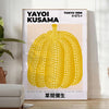 Stilīgs Pumpkin Yayoi Kusama plakāts ar spilgtām oranžām un eleganti pelēkām krāsām, pieejams vairākos izmēros, ideāli piemēr