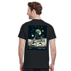 T-shirt Tennis Moon con design unico che unisce la passione per il tennis e il fascino celestiale, ideale per partite o uscit