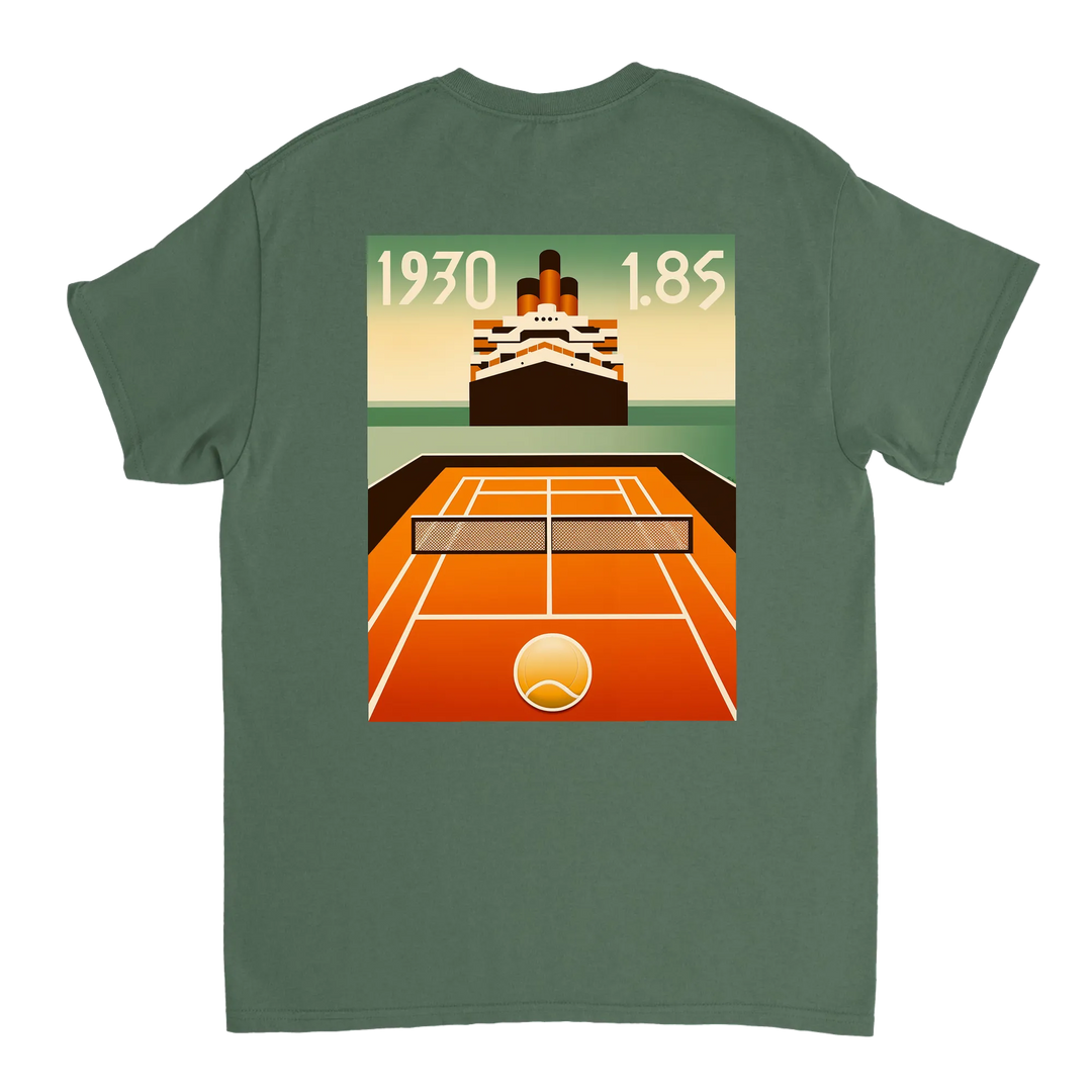 T-shirt Nomandie Tennis, perfetto per giocatori e appassionati, combina comfort e stile con un design audace