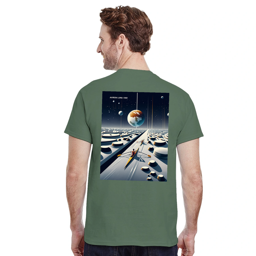 Ein einzigartiges T-Shirt mit einem faszinierenden Design, das die Schönheit des Mondes und das nächtliche Meer einfängt. Ide