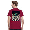 T-shirt Formula Moon con design lunare unico, ideale per appassionati di astronomia. Morbido cotone per un comfort duraturo
