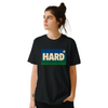 T-shirt Hard Tennis 3, design dinamico che esprime l'intensità del tennis, ideale per giocatori e appassionati. Comfort e sti