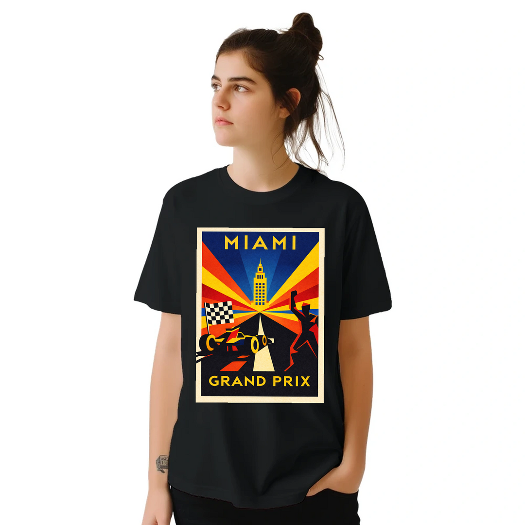 Miami F1 t-shirt i en färgstark design, hyllar den pulserande energin från Formel 1-scenen i USA. Finns i storlekar S till XX