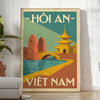 Vintage ceļojumu plakāts par Hoi An, Vjetnāma, ar dzīvīgu oranžu un zaļu krāsu, izmēros 50x70 vai 30x40. Ideāli piemērots, la