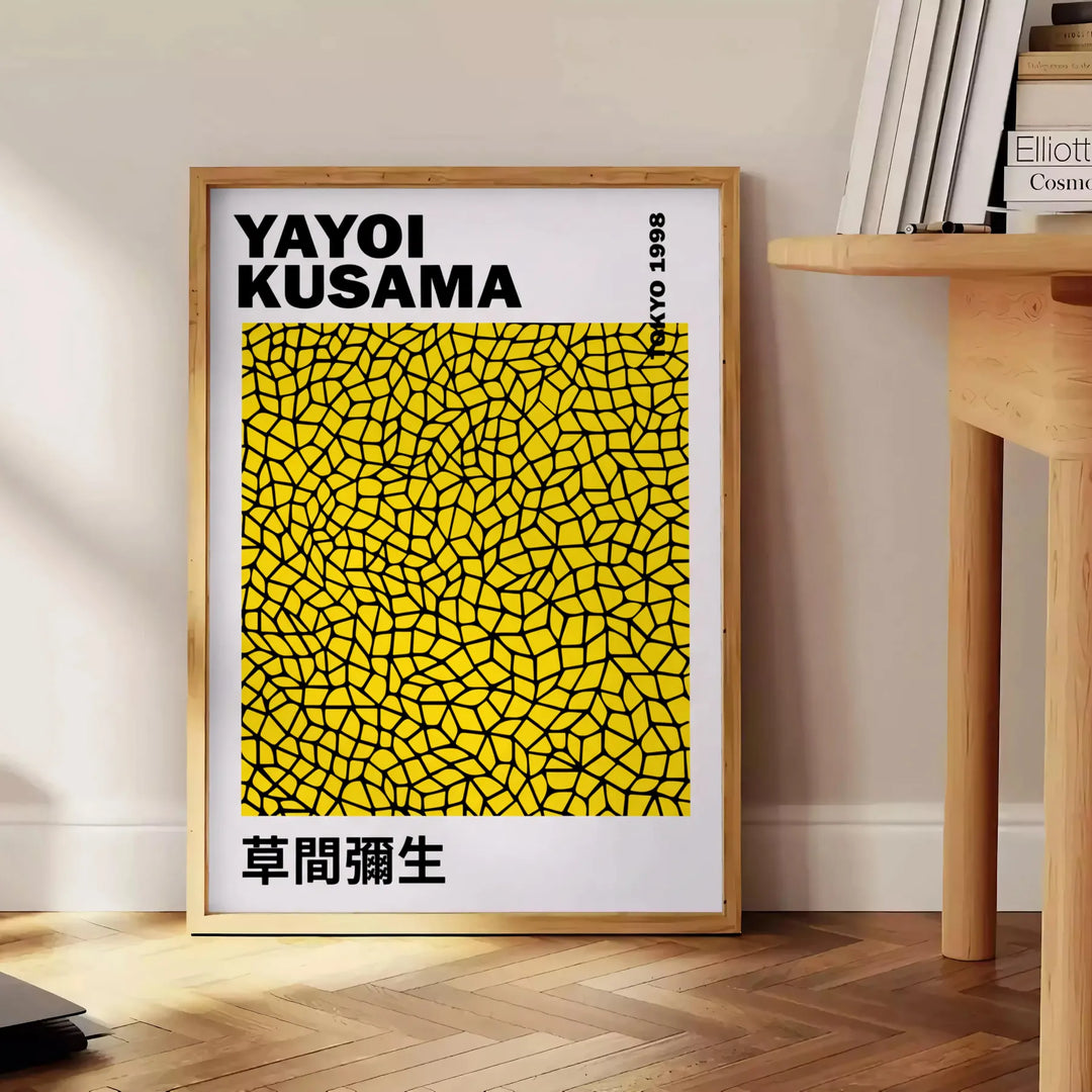 Färgglad Pumpkin Yayoi Kusama poster i grönt och svart, tillgänglig i flera storlekar som 50x70 cm och 30x40 cm, perfekt för