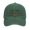 Cappellino vintage New York Baseball con design ricamato, realizzato in cotone lavato al 100%. Comfort e stile per ogni outfi