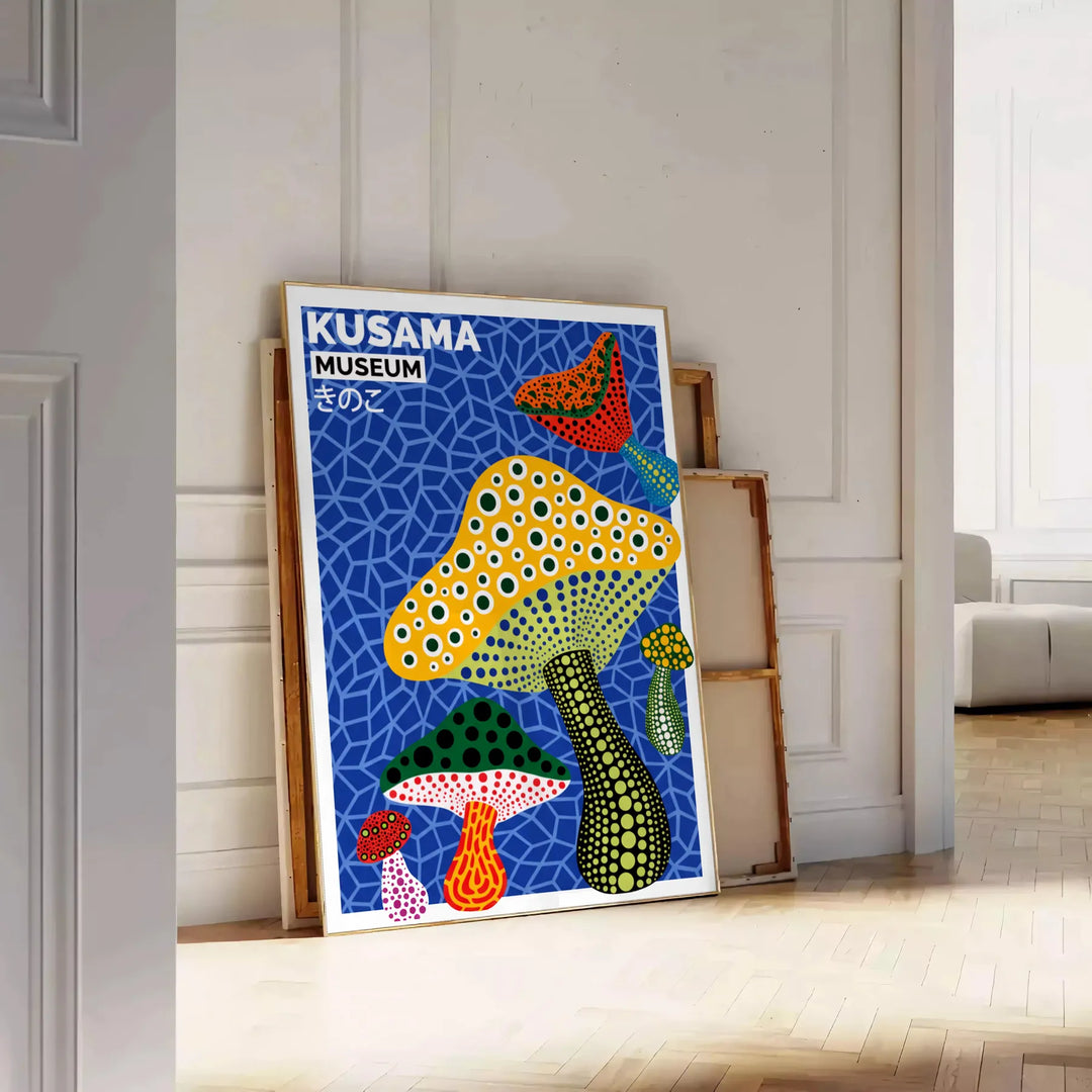 Mushroom Yayoi Kusama affisch med livfulla gröna och gula färger, perfekt för att dekorera ditt hem med japansk konst. Finns