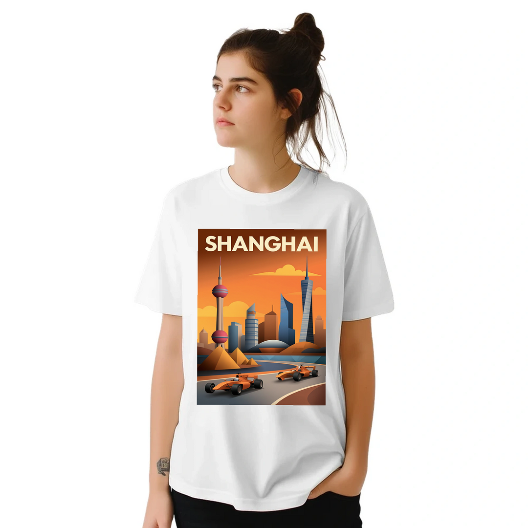 上海F1デザインのTシャツ。モータースポーツファンにぴったりのスタイリッシュなアイテム。高品質コットン使用で快適な着心地。
