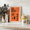 univers art moderne affiche captivante ordre mondial nouveau teintes vibrantes orange noir cadeau unique disponibles A4 cm A0