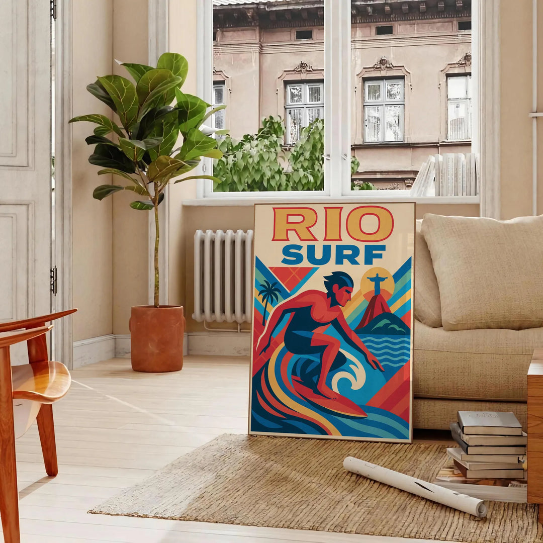 Rio Surf Vintage plakāts ar brūniem un ziliem toņiem, ideāls papildinājums sērfošanas entuziastu interjeram, izmēri 50x70 vai