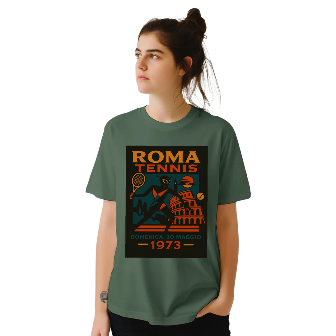 T-shirt Alien Roma Tennis, un capo unico che unisce un tema alieno giocoso alla passione per il tennis, disponibile in divers