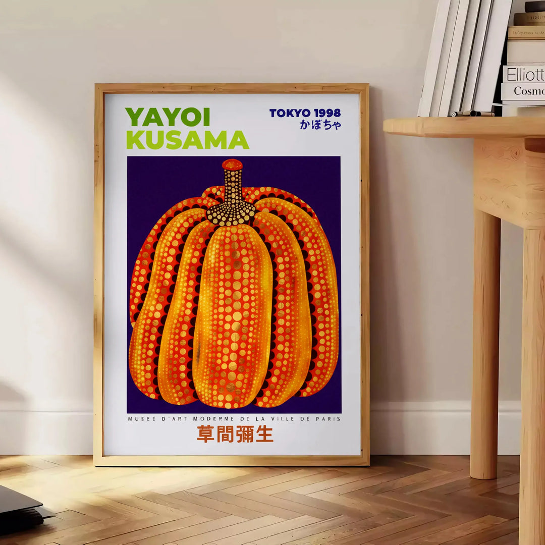 Pôster japonês Pumpkin de Yayoi Kusama, com cores vibrantes em vermelho e preto, disponível em 50x70 ou 30x40 cm, ideal para
