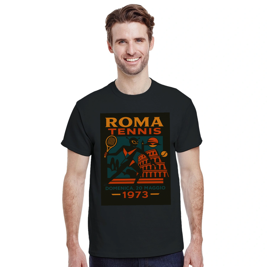 T-shirt Alien Roma Tennis, un capo unico che unisce un tema alieno giocoso alla passione per il tennis, disponibile in divers