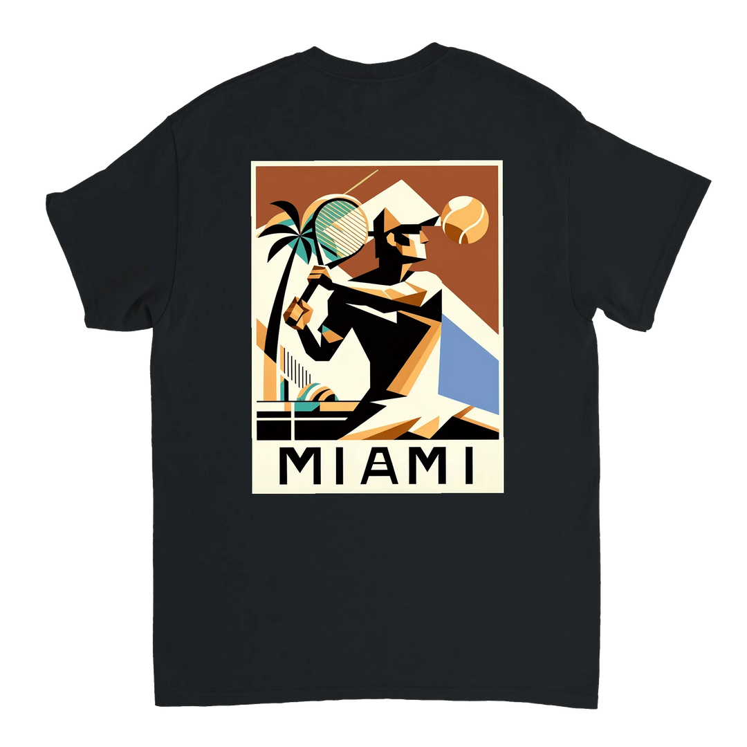 T-shirt Miami Tennis: design vibrante che cattura lo spirito energetico del tennis a Miami, in cotone morbido e traspirante p
