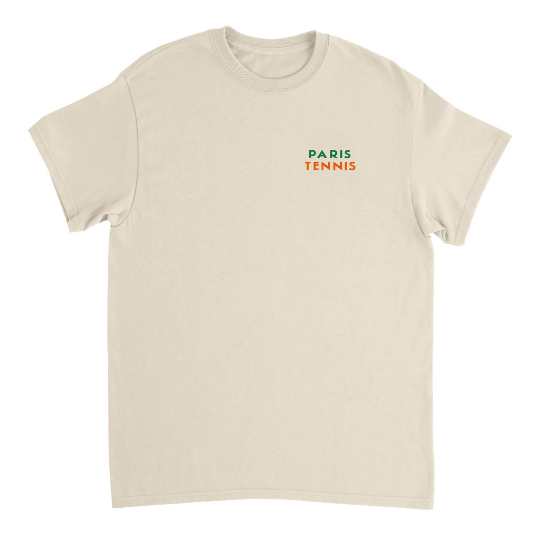 パリのテニスTシャツ。テニス愛好家とファッション好きに最適なスタイルを提供します。エレガントなデザインで、コート内外での印象を与えます。サイズはSからXXLまで。